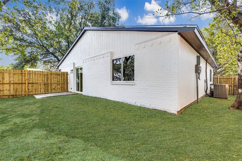 9451 Culberson Street, Dallas TX 75227 - Photo 24