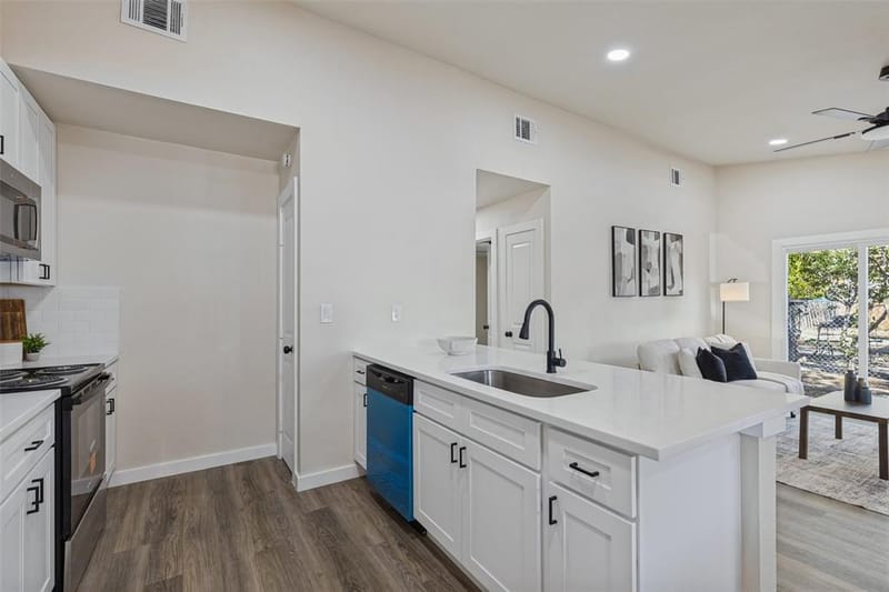 9451 Culberson Street, Dallas TX 75227 - Photo 11
