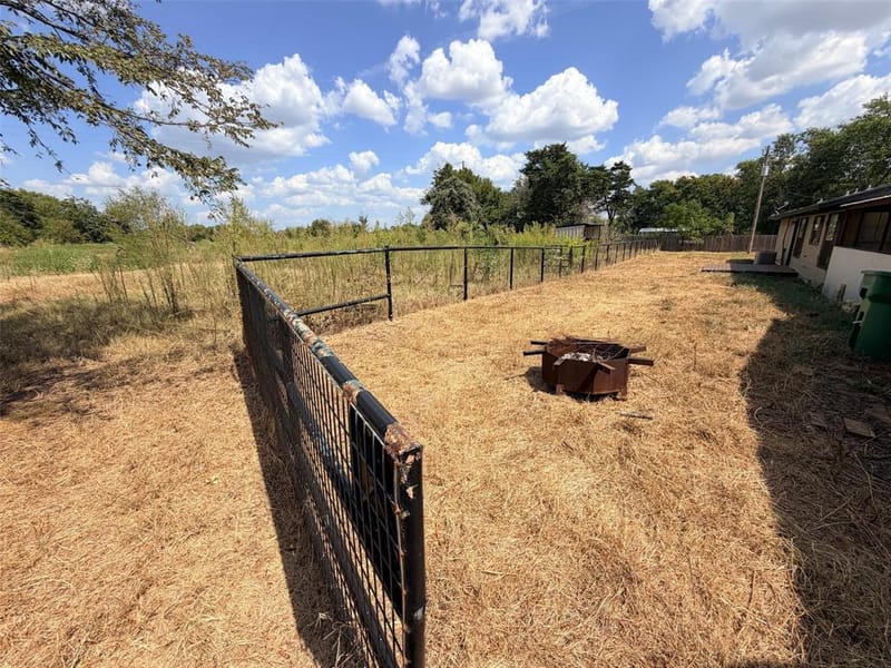 1223 Yowell Road, Whitesboro TX 76273 - Photo 26