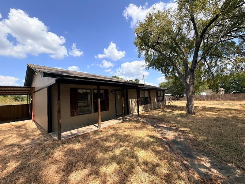 1223 Yowell Road, Whitesboro TX 76273 - Photo 29