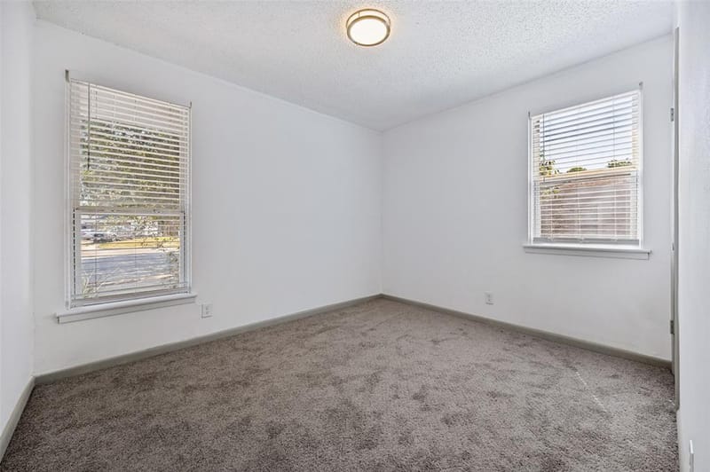 3411 Ashcroft Court, Irving TX 75062 - Photo 12