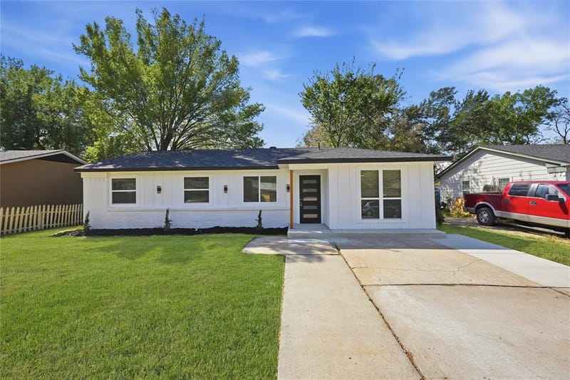 1504 Daniel Drive, Arlington TX 76010