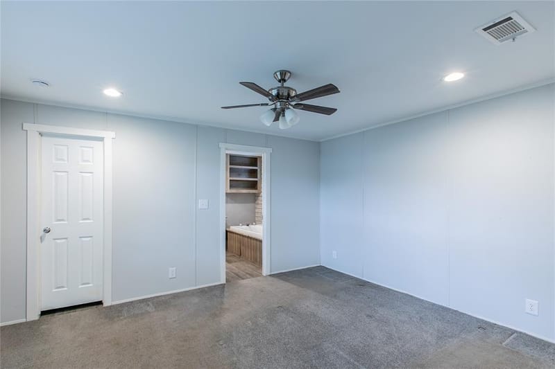 6612 Timberhaven Court, Granbury TX 76049 - Photo 13