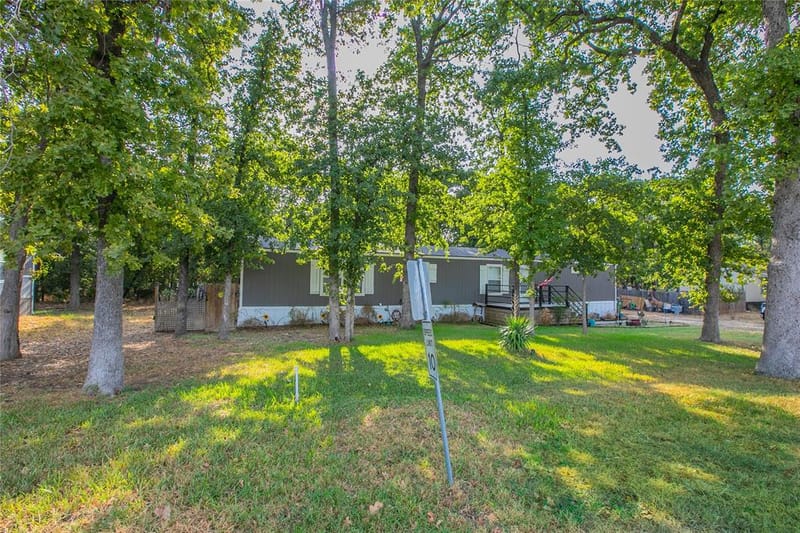 6612 Timberhaven Court, Granbury TX 76049 - Photo 4