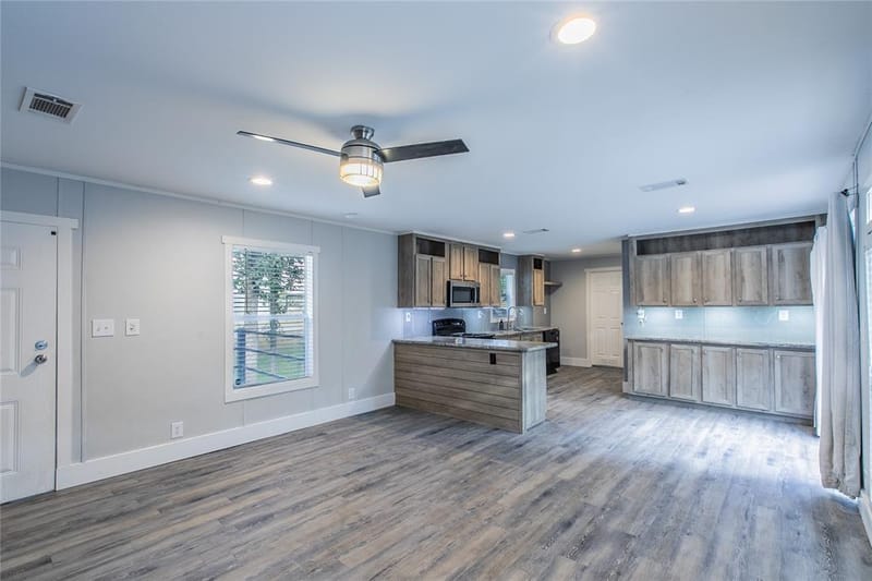 6612 Timberhaven Court, Granbury TX 76049 - Photo 8