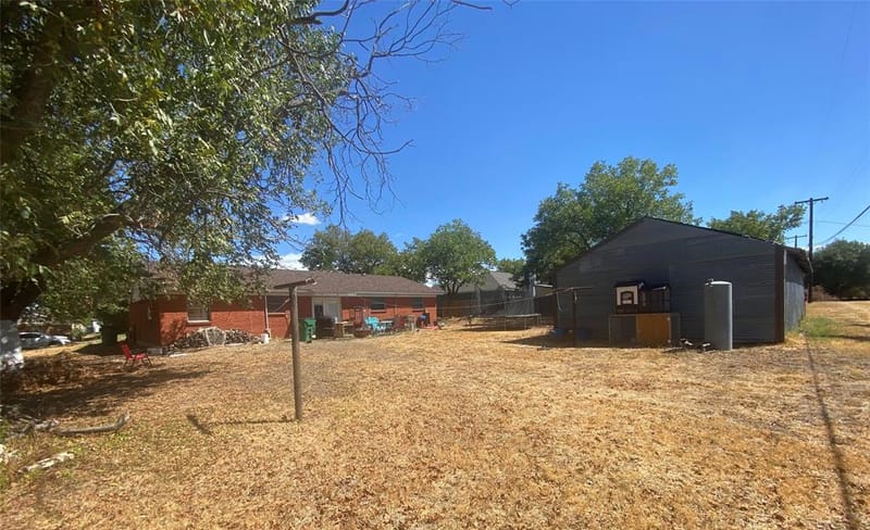 445 Hoffman Drive, Dublin TX 76446 - Photo 7