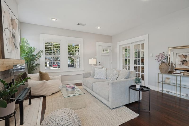 1123 Ballard Avenue, Dallas TX 75208 - Photo 6