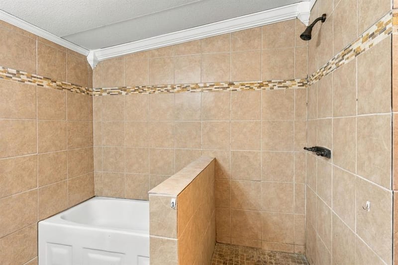 1206 Toby Street, Alvarado TX 76009 - Photo 17