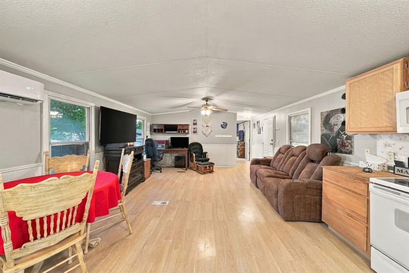 1206 Toby Street, Alvarado TX 76009 - Photo 7