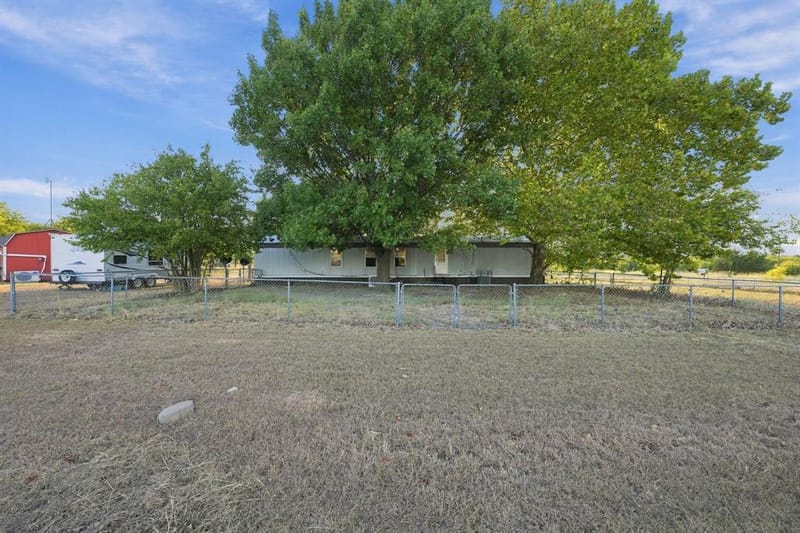 1206 Toby Street, Alvarado TX 76009 - Photo 33