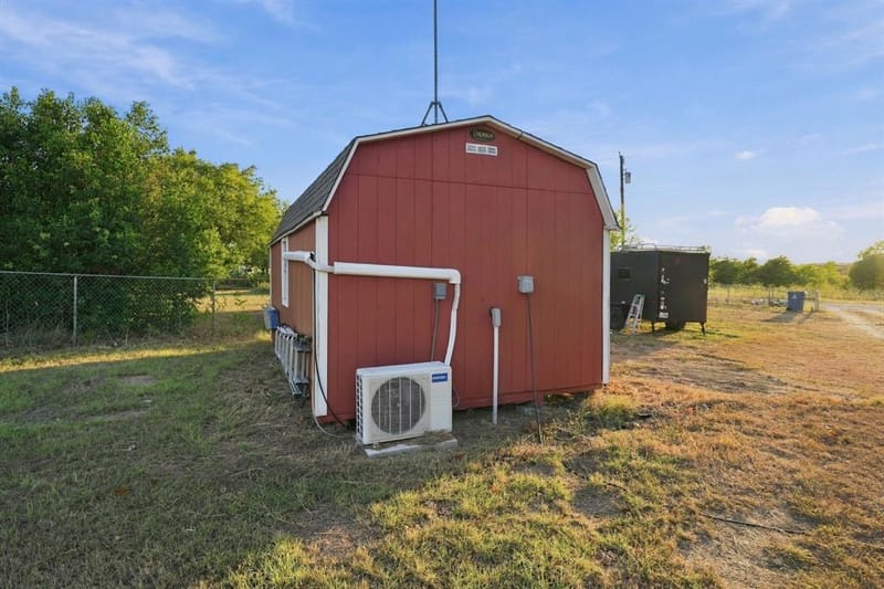 1206 Toby Street, Alvarado TX 76009 - Photo 11
