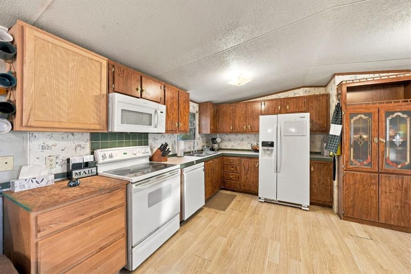 1206 Toby Street, Alvarado TX 76009 - Photo 4