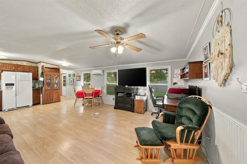 1206 Toby Street, Alvarado TX 76009 - Photo 8