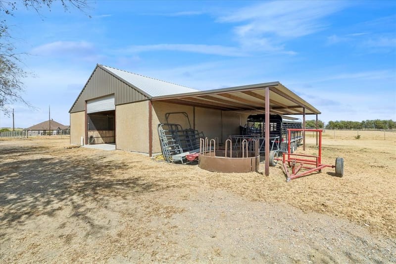 12953 Flow Road, Krum TX 76249 - Photo 25