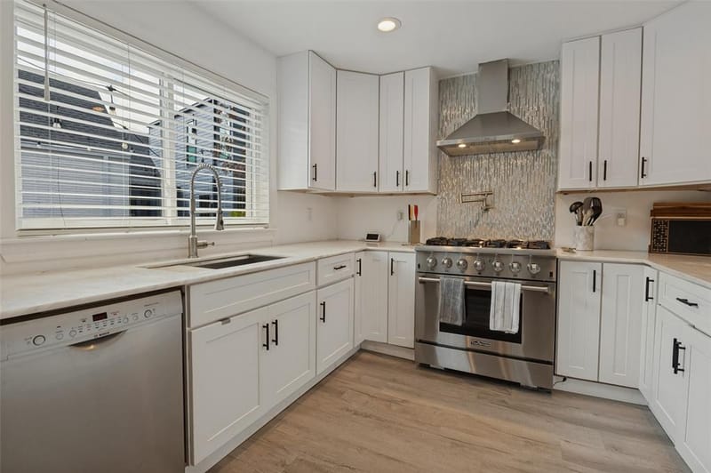 3811 Eaton Drive, Dallas TX 75220 - Photo 5