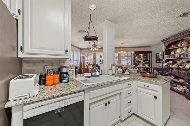 1300 Oak Harbor Boulevard, Azle TX 76020 - Photo 16