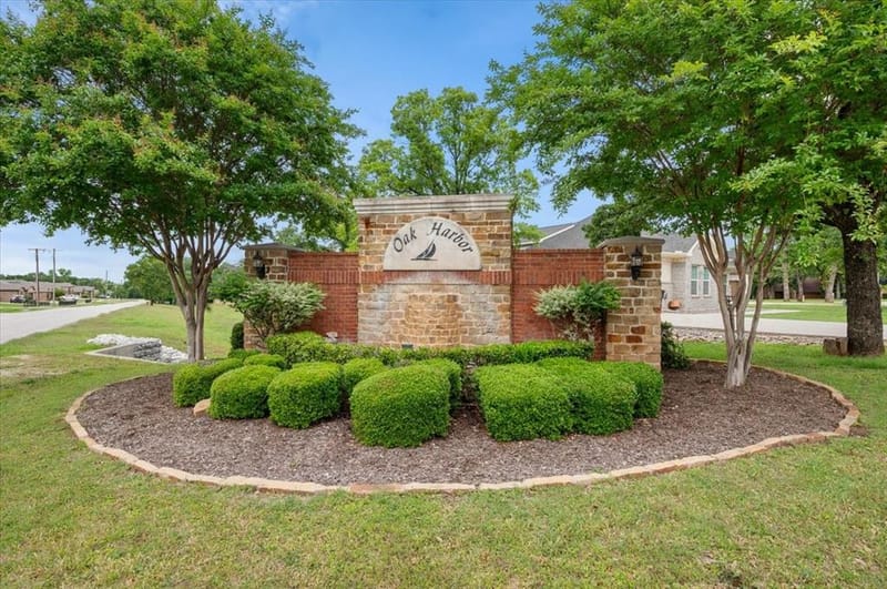 1300 Oak Harbor Boulevard, Azle TX 76020 - Photo 36