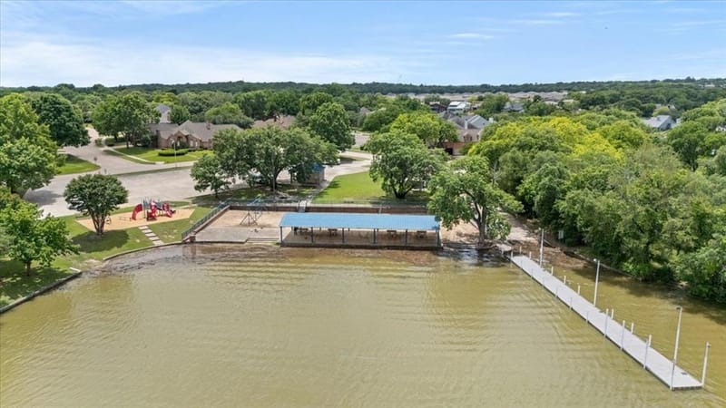 1300 Oak Harbor Boulevard, Azle TX 76020 - Photo 4