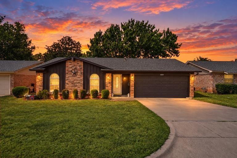 409 Arthur Drive, Hurst TX 76053