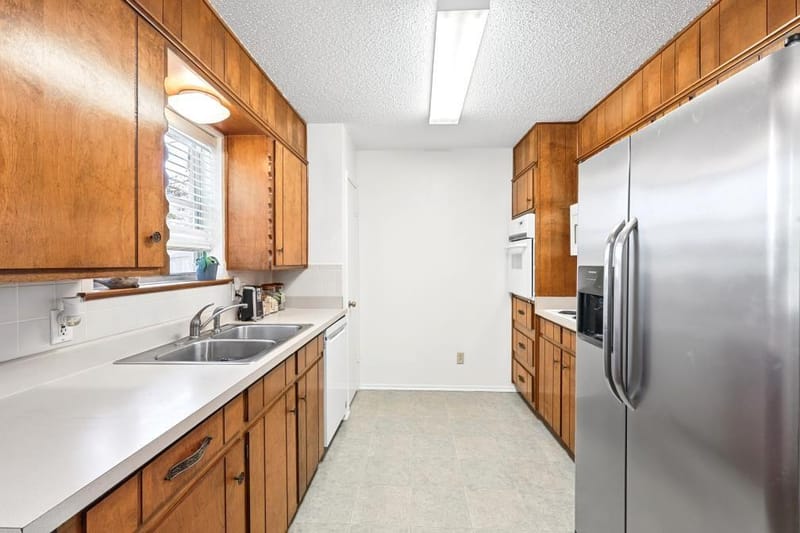 409 Arthur Drive, Hurst TX 76053 - Photo 10
