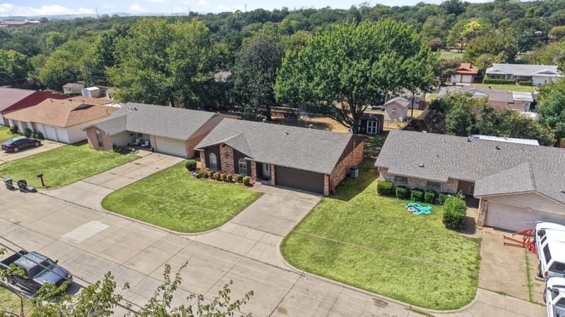 409 Arthur Drive, Hurst TX 76053 - Photo 29