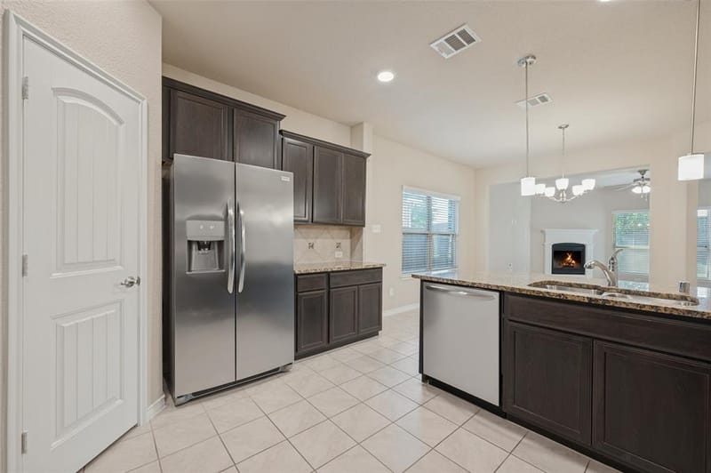 10045 Eagle Pass Place, McKinney TX 75071 - Photo 10