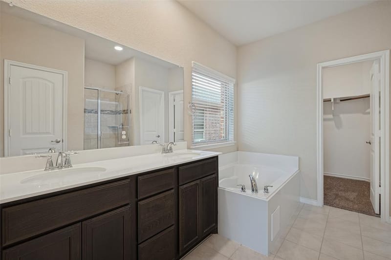 10045 Eagle Pass Place, McKinney TX 75071 - Photo 15