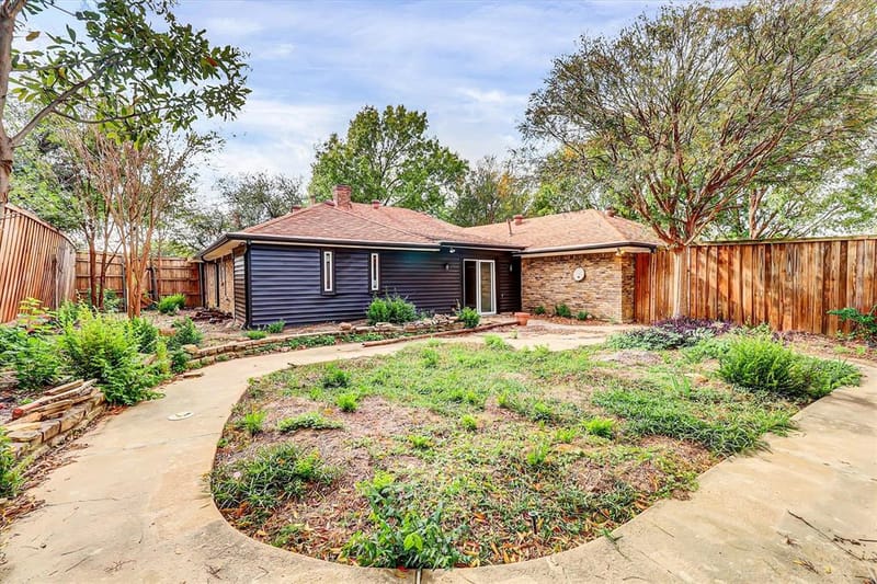 2615 Dove Creek Lane, Carrollton TX 75006 - Photo 5