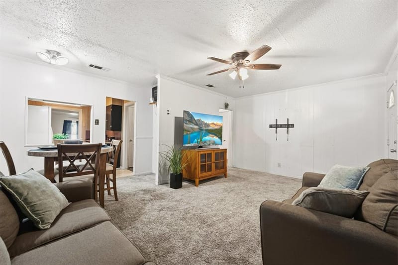 129 Victory Drive, Beverly Hills TX 76711 - Photo 6