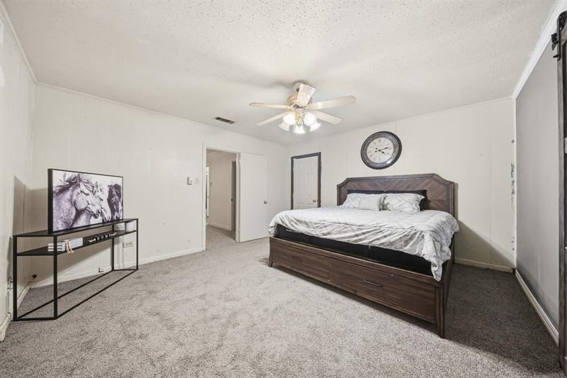 129 Victory Drive, Beverly Hills TX 76711 - Photo 17