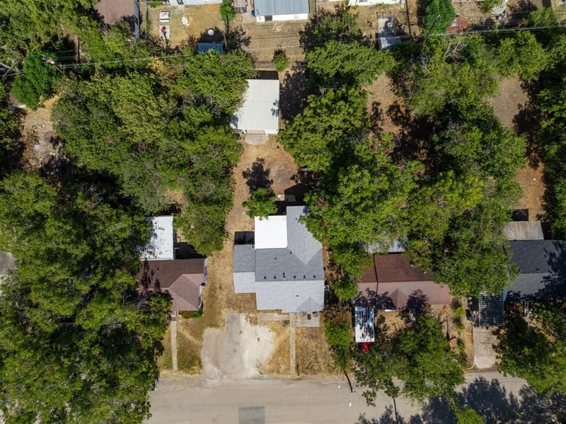 129 Victory Drive, Beverly Hills TX 76711 - Photo 31