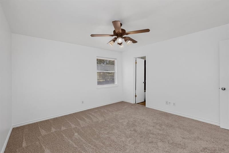 346 Linkcrest Drive, Duncanville TX 75137 - Photo 12