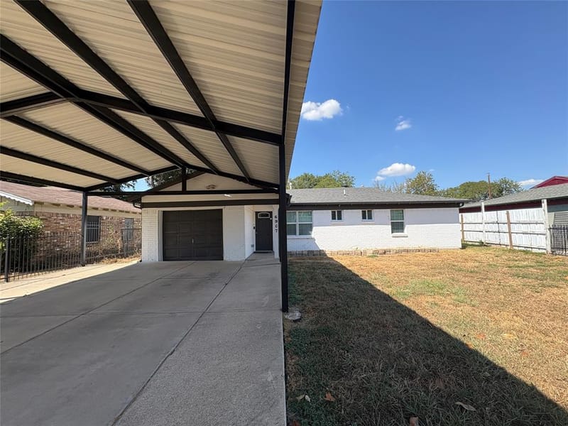 6907 Atha, Dallas TX 75217 - Photo 2