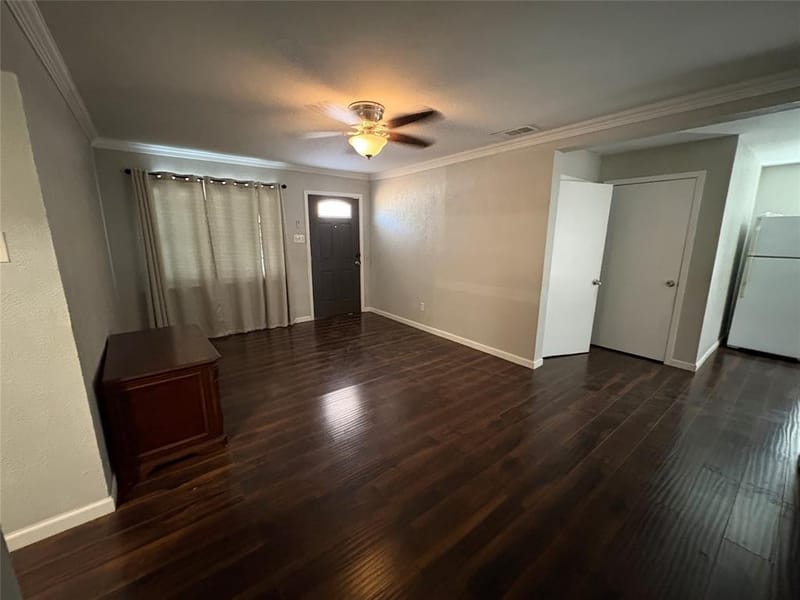 6907 Atha, Dallas TX 75217 - Photo 9