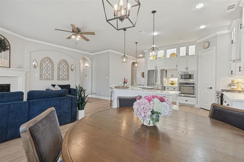 4374 Vineyard Creek Drive, Grapevine TX 76051 - Photo 6