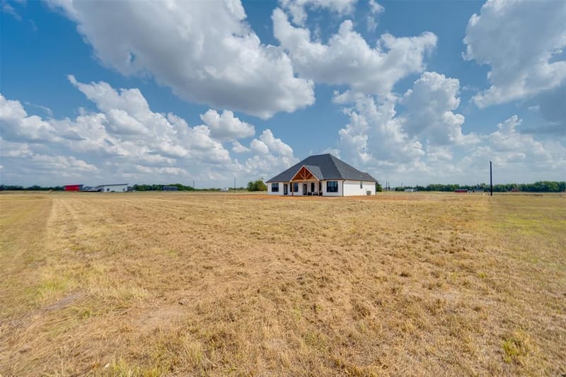 11 Private Road 33084, Sumner TX 75486 - Photo 36