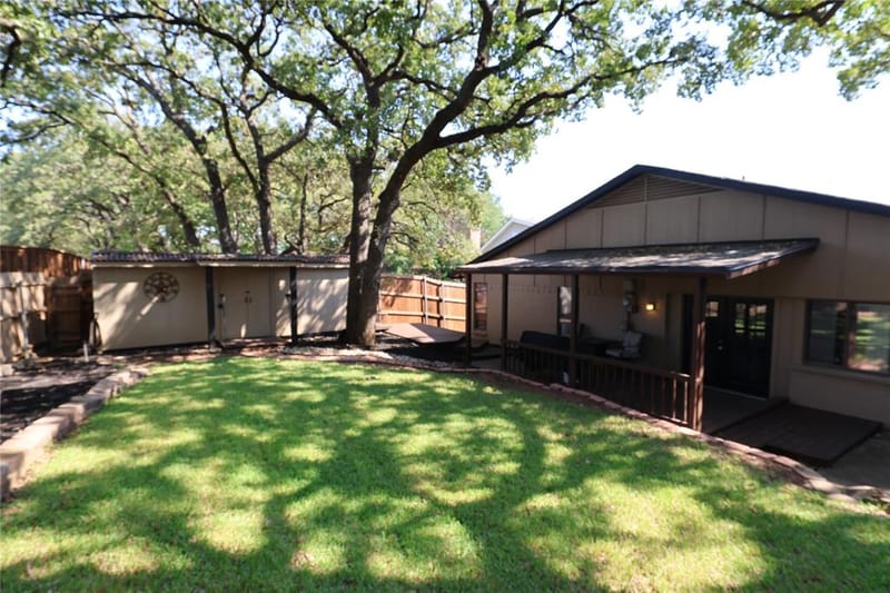 2813 Meandering Way, Bedford TX 76021 - Photo 34