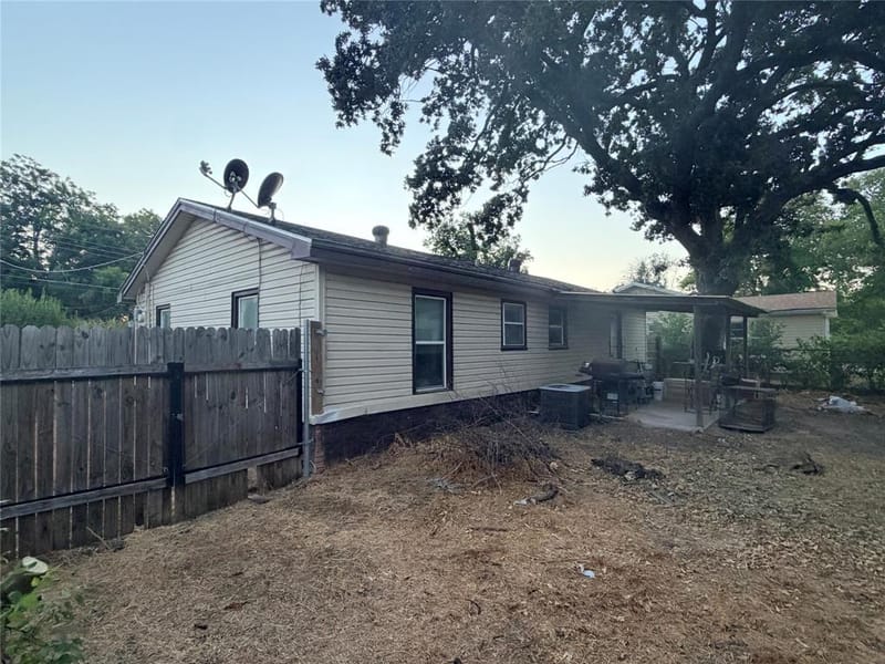 607 N Norma Drive, Lacy Lakeview TX 76705 - Photo 6