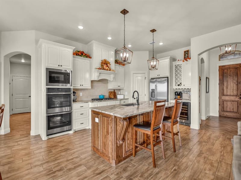 3601 Farm Land Court, Granbury TX 76048 - Photo 7
