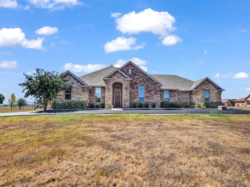 3601 Farm Land Court, Granbury TX 76048 - Photo 38