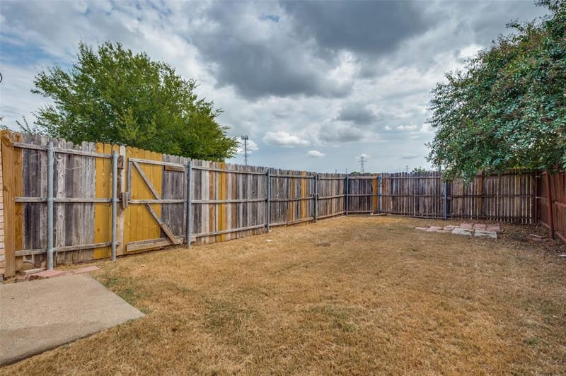 518 Monarch Drive, Lancaster TX 75146 - Photo 23