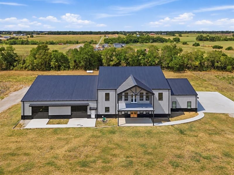 1345 Fm 272, Leonard TX 75452