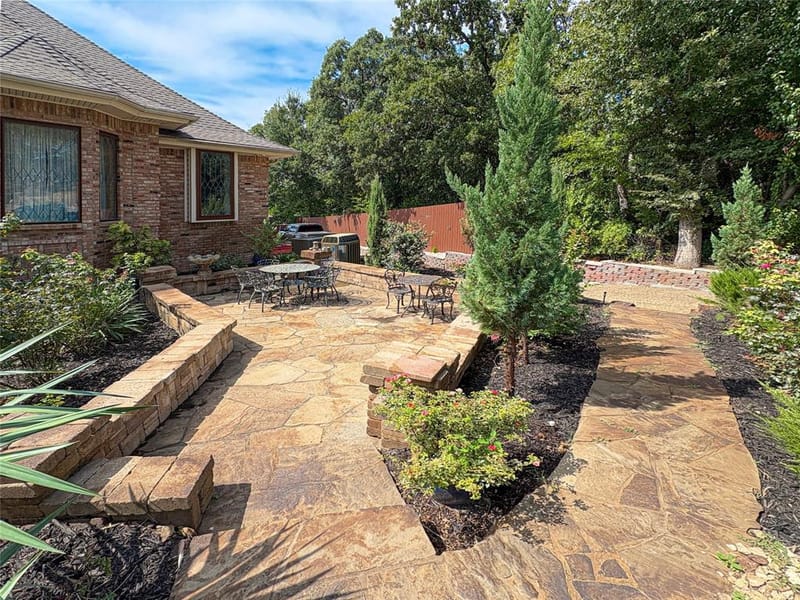 2910 Lakeshore Court, Arlington TX 76013 - Photo 37