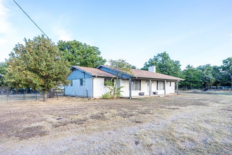 186 County Road 150, Gainesville TX 76240 - Photo 2