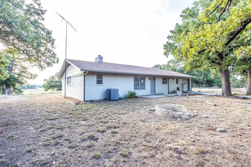 186 County Road 150, Gainesville TX 76240 - Photo 20