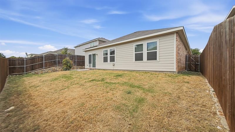 5401 Stone Meadow Lane, Fort Worth TX 76179 - Photo 8
