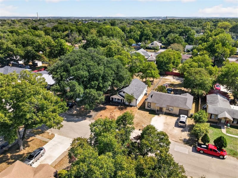 425 Bales Street, Cleburne TX 76033 - Photo 24