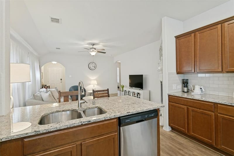 5809 Wake Robin Drive, Fort Worth TX 76123 - Photo 12