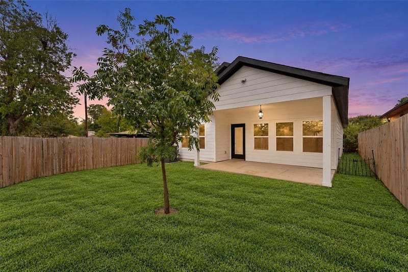 5263 Pennridge Lane, Dallas TX 75241 - Photo 31