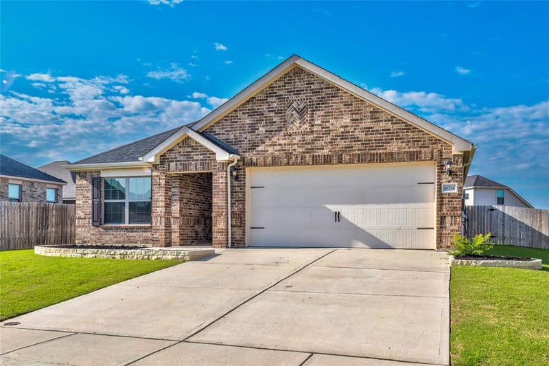 4014 Lakeview Drive, Sanger TX 76266 - Photo 2